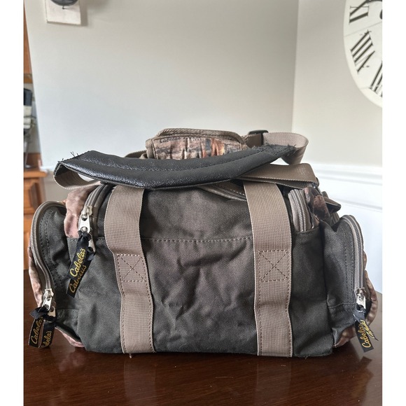 Cabela's Camo Small Duffle Bag Travel Gear Hunting Fishing Carry On Zip Pockets - Picture 5 of 14
